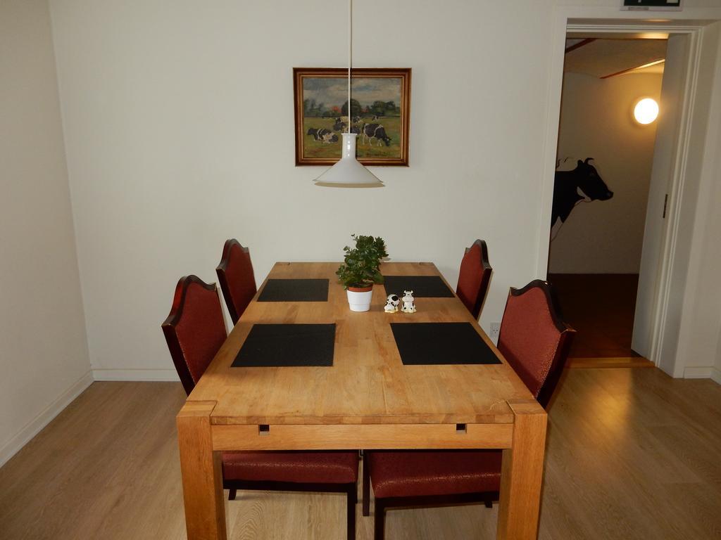 Den Gamle Kostald Bed & Breakfast Holsted Ngoại thất bức ảnh